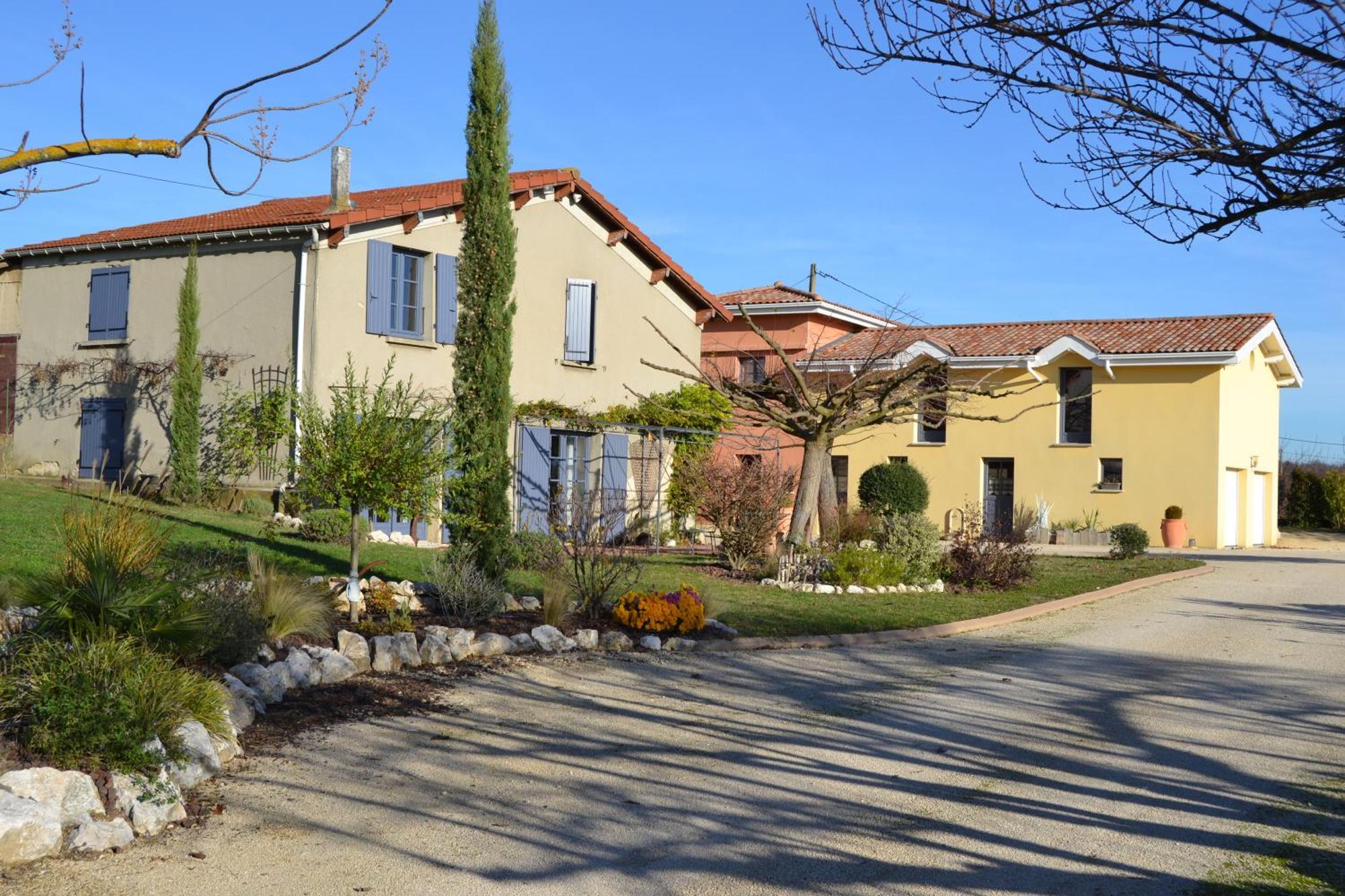 Le Domaine D'Adrien Apartment Larnage Екстериор снимка