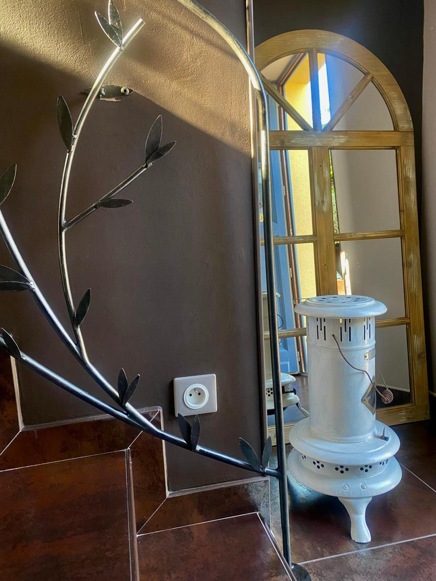 Le Domaine D'Adrien Apartment Larnage Екстериор снимка
