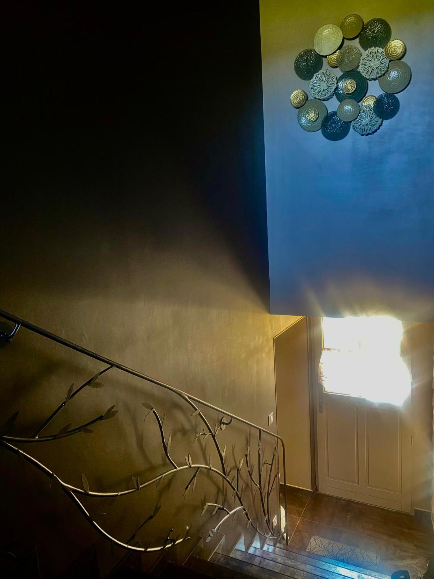 Le Domaine D'Adrien Apartment Larnage Екстериор снимка