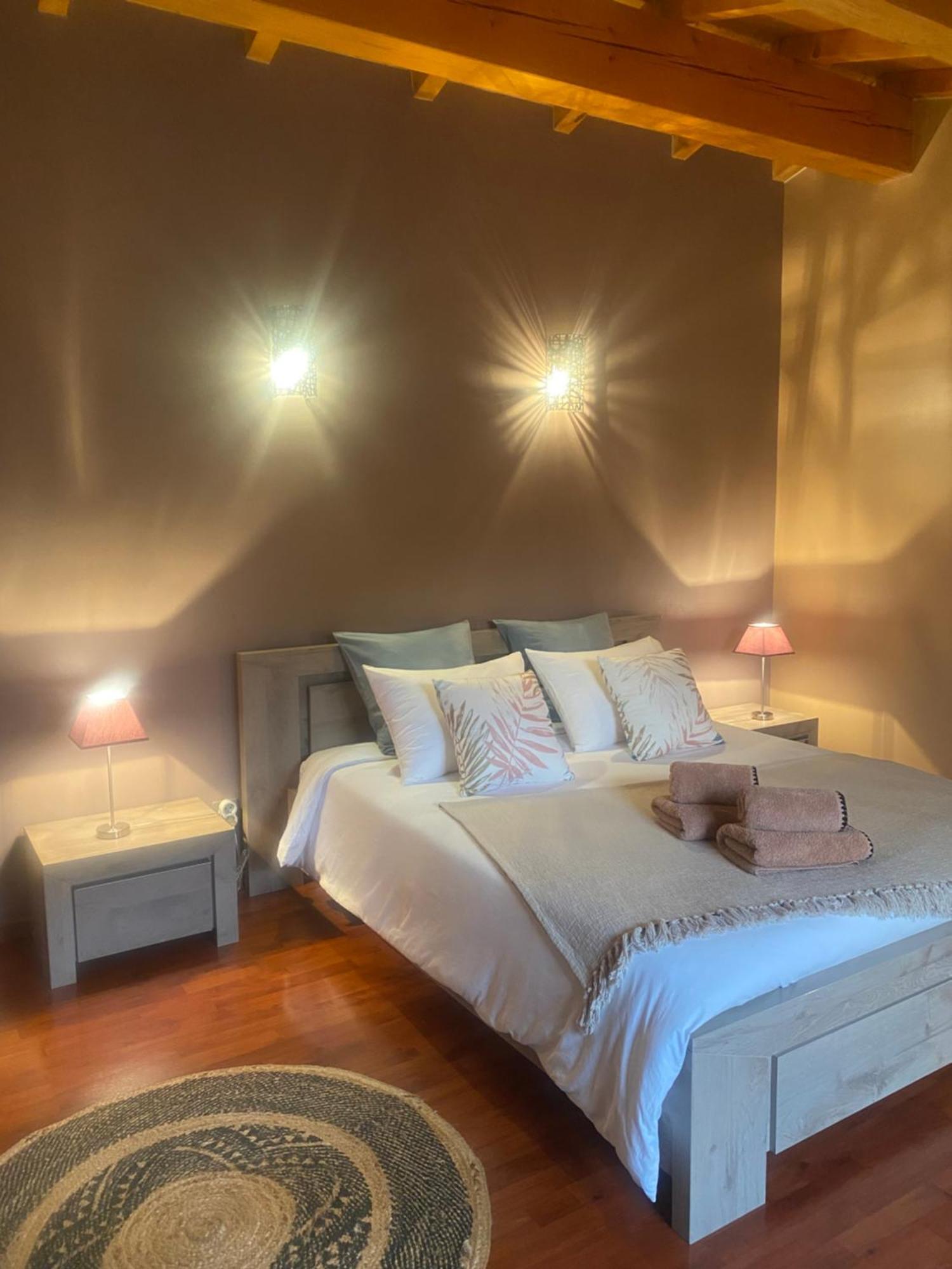 Le Domaine D'Adrien Apartment Larnage Екстериор снимка