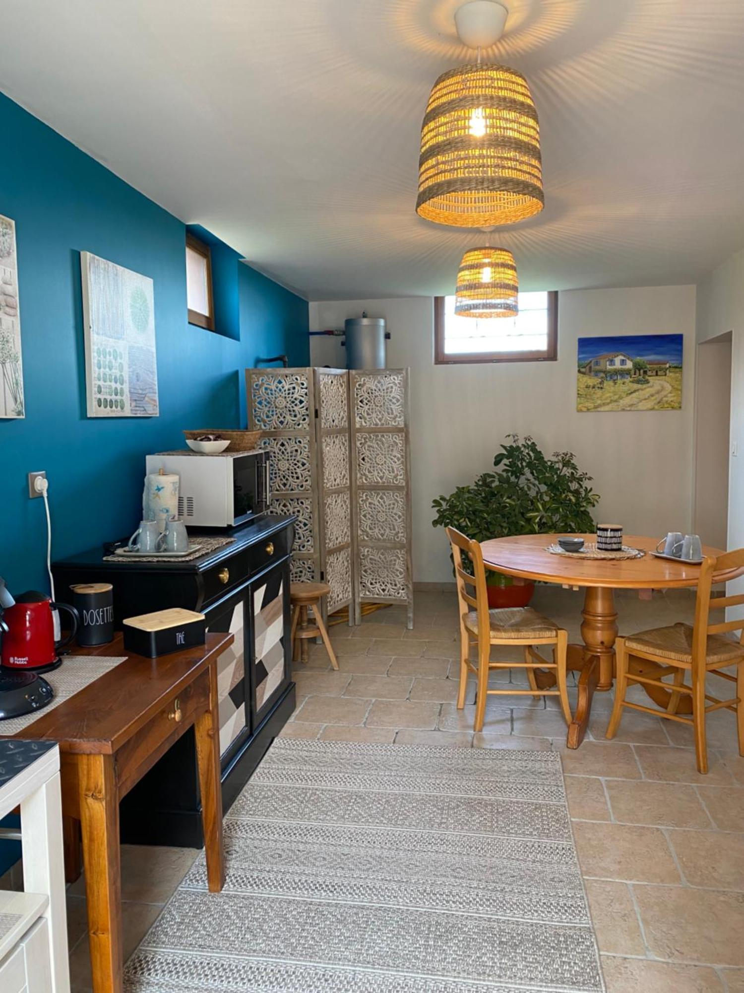 Le Domaine D'Adrien Apartment Larnage Екстериор снимка
