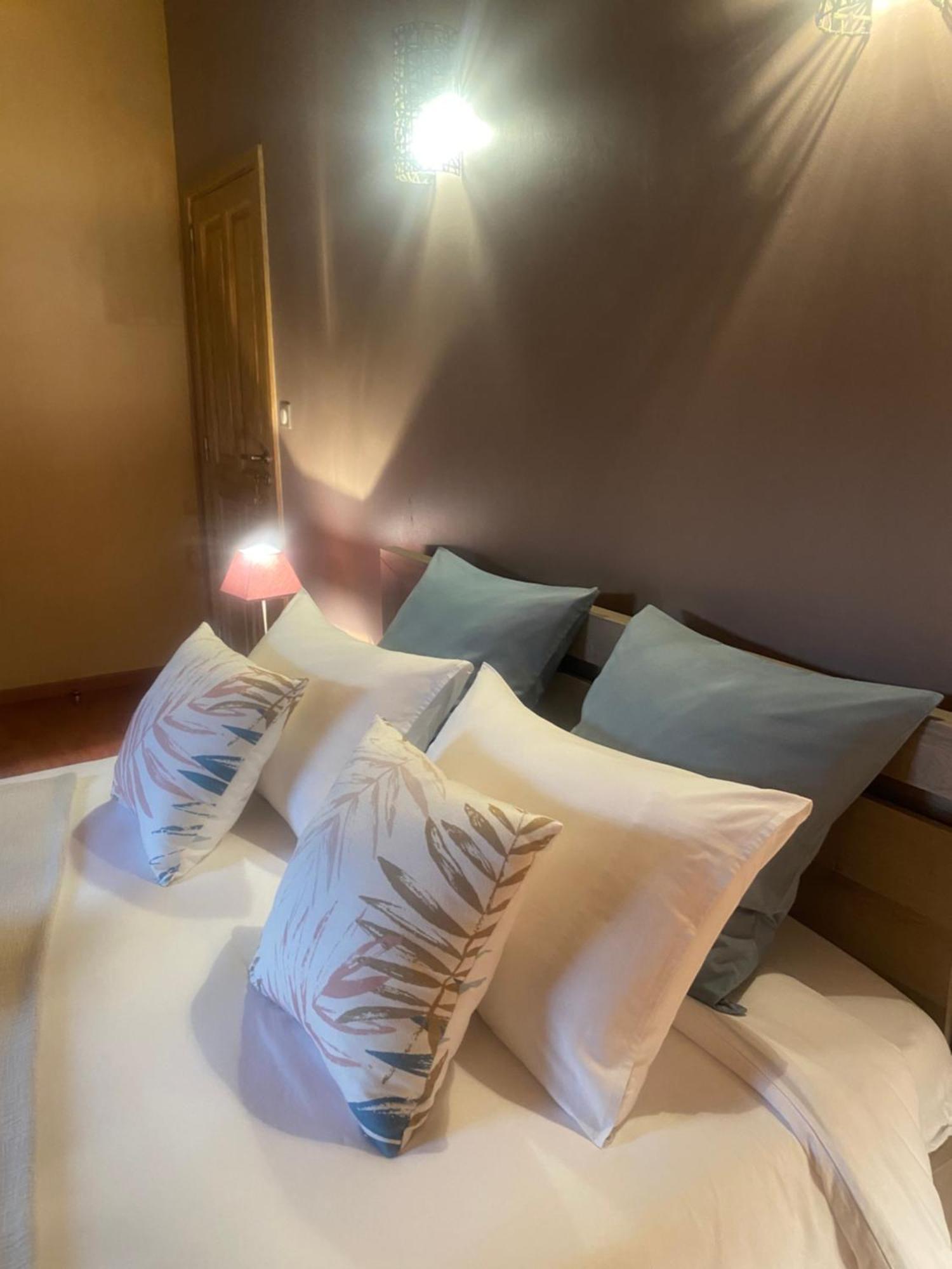 Le Domaine D'Adrien Apartment Larnage Екстериор снимка